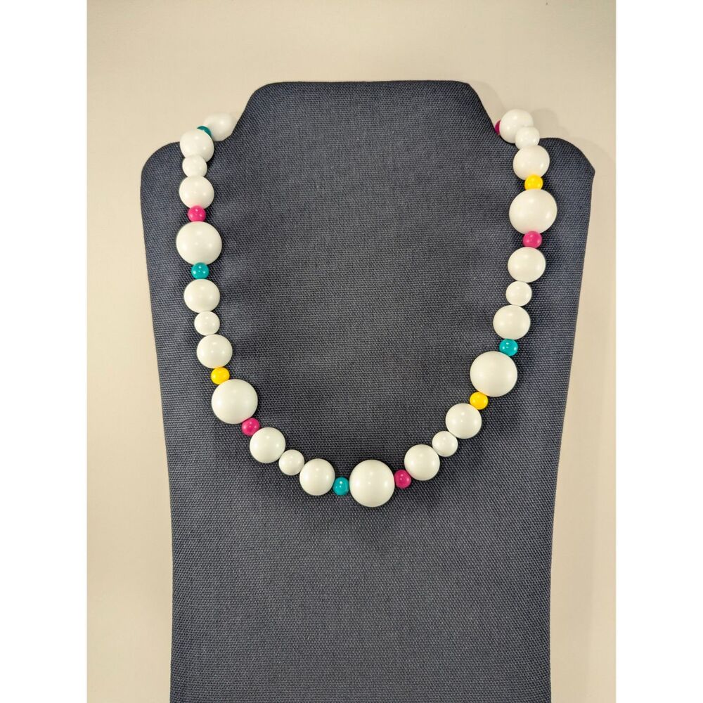 White, Teal, Pink and Yellow Vintage Beads - Picture 7 of 8